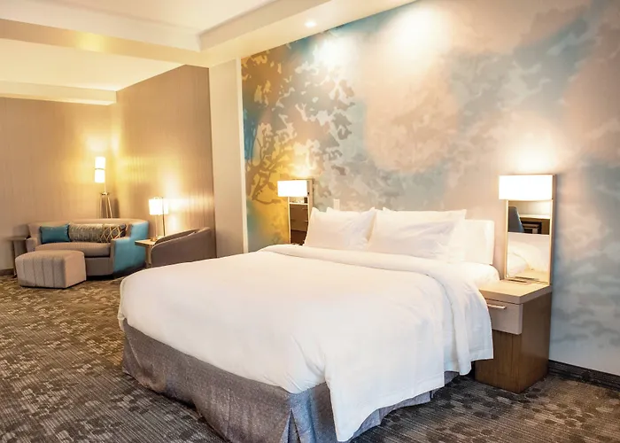 Courtyard By Marriott At Wrigleyville West Hotel Mesa